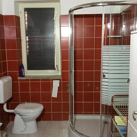 Apartment Lois Met Airco Wifi En Zwembad