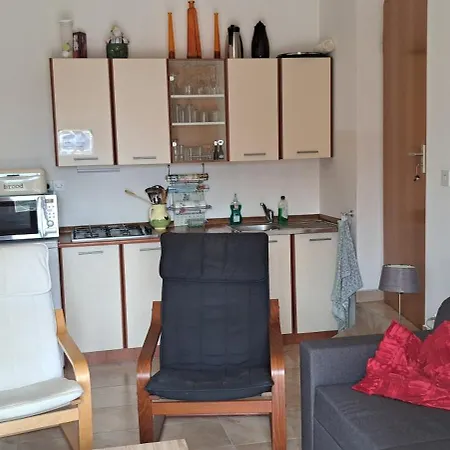 아파트 Lois Met Airco Wifi En Zwembad