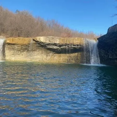Lois Met Airco Wifi En Zwembad