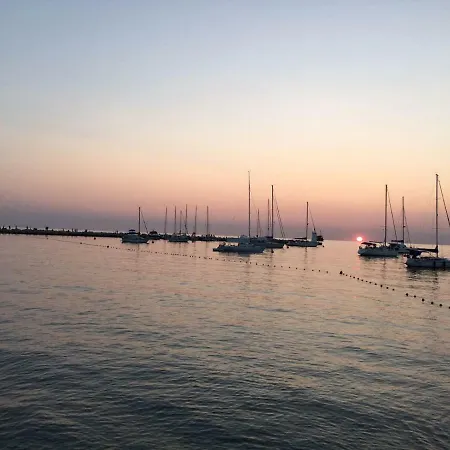 아파트 Lois Met Airco Wifi En Zwembad Novigrad Istria